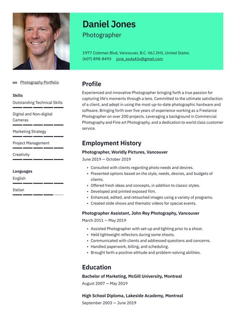 11 Real Photographer Resume Examples That Worked in 2024.